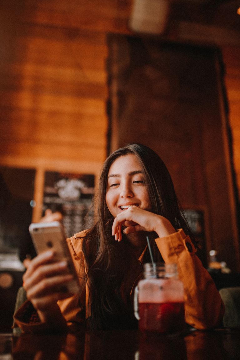 22 Ways to Respond to a Compliment For Every Relationship